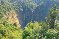 2026-01-22-Laos-Pakse-Song-Phou-Dan-Waterfall-12