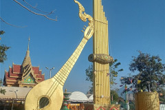 2026-01-21-Laos-Pakse-pamyatnik