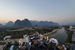 2026-01-16-Vang-Vieng-ELEVATOR-9-reka-2