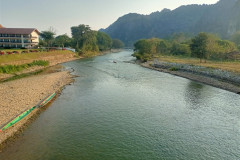 2026-01-16-Vang-Vieng-poezdka-k-Pha-Ngern-Silver-Cliff-View-Point-reka-3