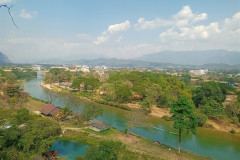 2026-01-17-Vang-Vieng-Phapongkham-Cave-vid-sverhu-3