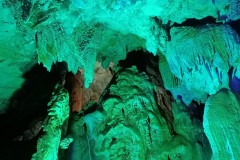 2026-01-17-Vang-Vieng-Phapongkham-Cave-vnutri-6