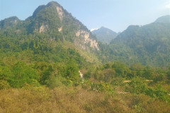 2026-01-16-Vang-Vieng-vid-iz-poezda-10