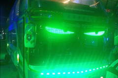 2026-01-18_19-Vang-Vieng-avtobus-s-glazami