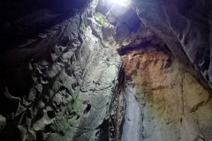 Danang-19-marta-2026-The-Marble-Mountains-vid-iz-peshhery