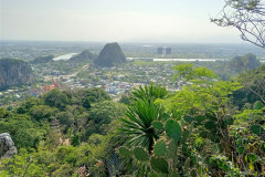 Danang-19-marta-2026-The-Marble-Mountains-vid-sverhu-5