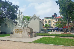 Hanoj-16-marta-2026-statuya