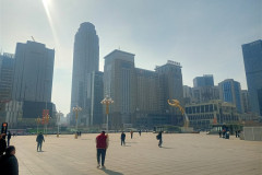 Kitaj-mart-2026-shenyan-vokzal-ploshhad-1