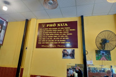 Nya-CHang-21-marta-2026-tablichka-v-kafe