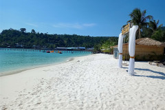 2026-01-02-Koh-Rong-gold-beach-otel-plyazh