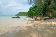 2025-12-30-KohRong-Lonely-Beach-2