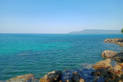 2026-01-02-Koh-Rong-long-beach-veranda-zabroshennaya-more4