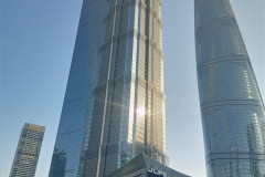 2025-12-14-Shanghai-utro-gorod-1