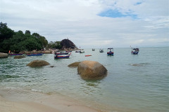 2025-12-18-Penang-Batu-Ferringhi-1