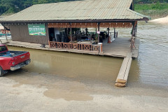 2025-12-23-Taman-Negara-Kuala-Tahan-kafe-na-reke