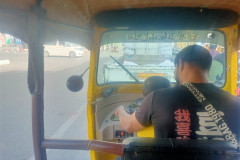 2026-01-11_13-Nyaung-U_Mandalay-taksist-s-melkim