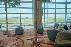 2025-12-17-Singapore-Changi-terminal-vyhoda-2