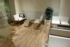 2025-12-17-Singapore-Changi-terminal-vyhoda-kurilka-2