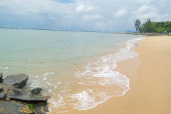 2025-12-16-Singapore-gorod-park-plyazh-4