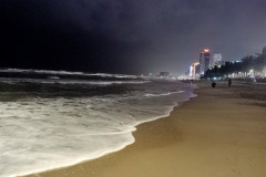 2026-01-23_24-Danang-plyazh-vecherom-2