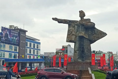 2026-01-23_24-Danang-statuya