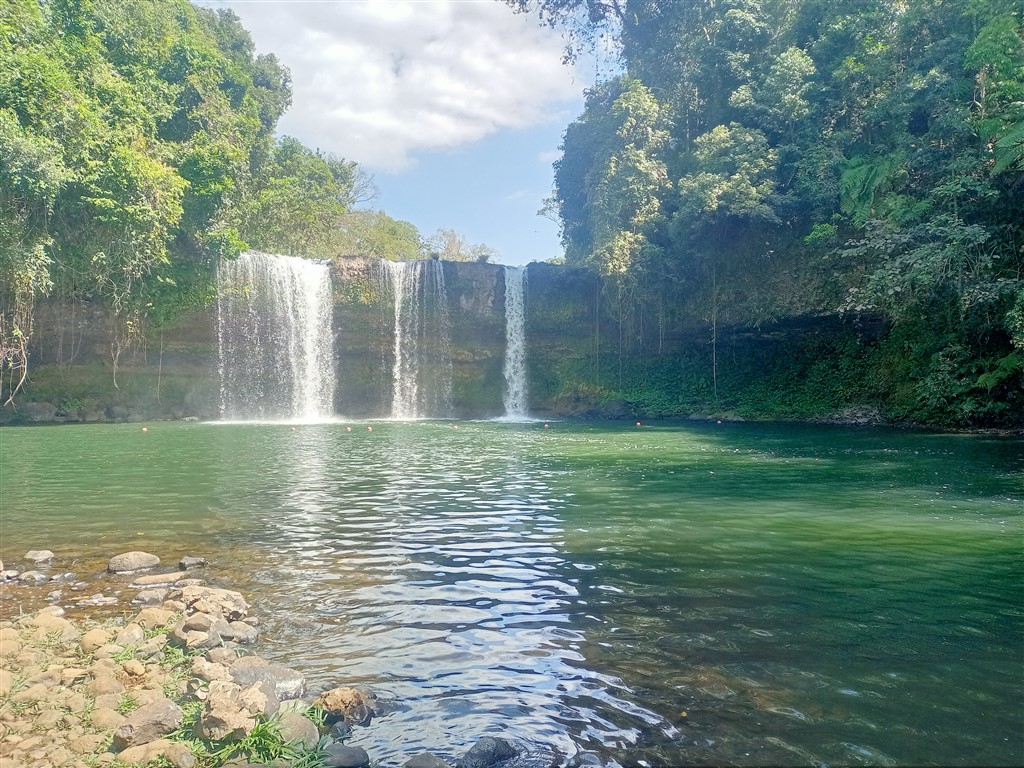 Лаос Паксе 22 января 2026 Cham Pee Waterfall