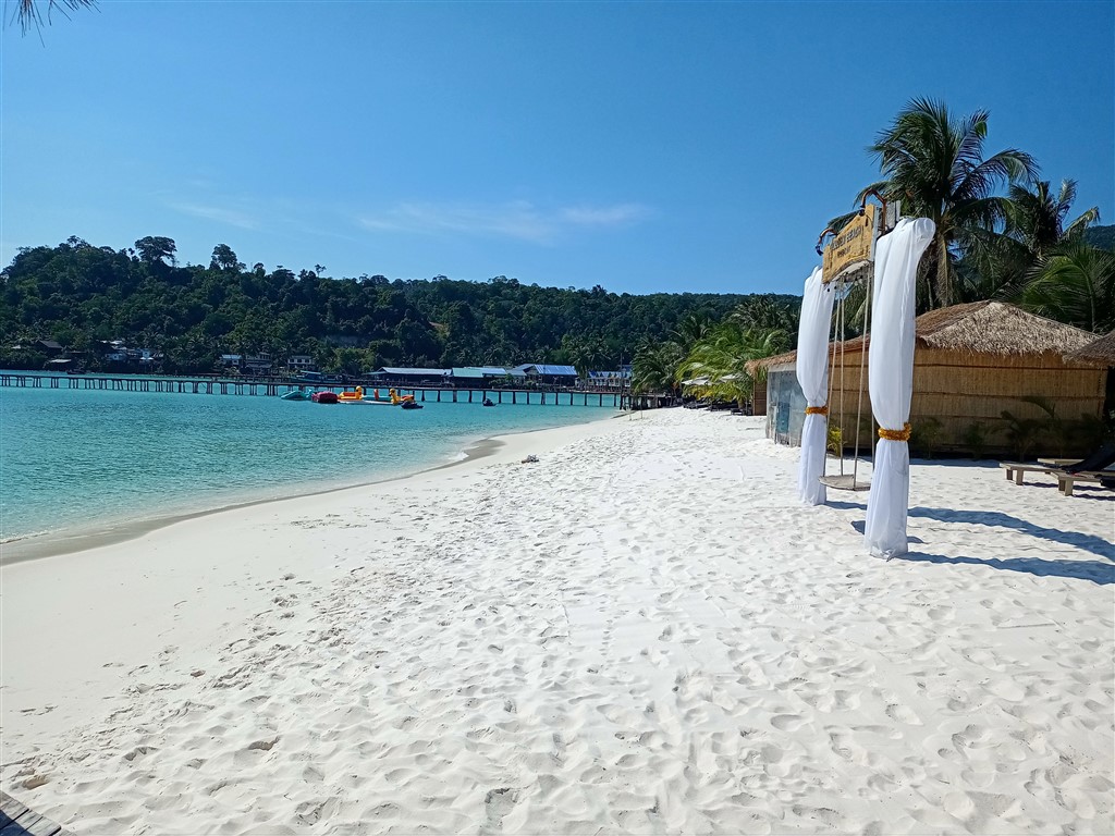 Остров Koh Rong 02 января 2026 gold beach отель пляж