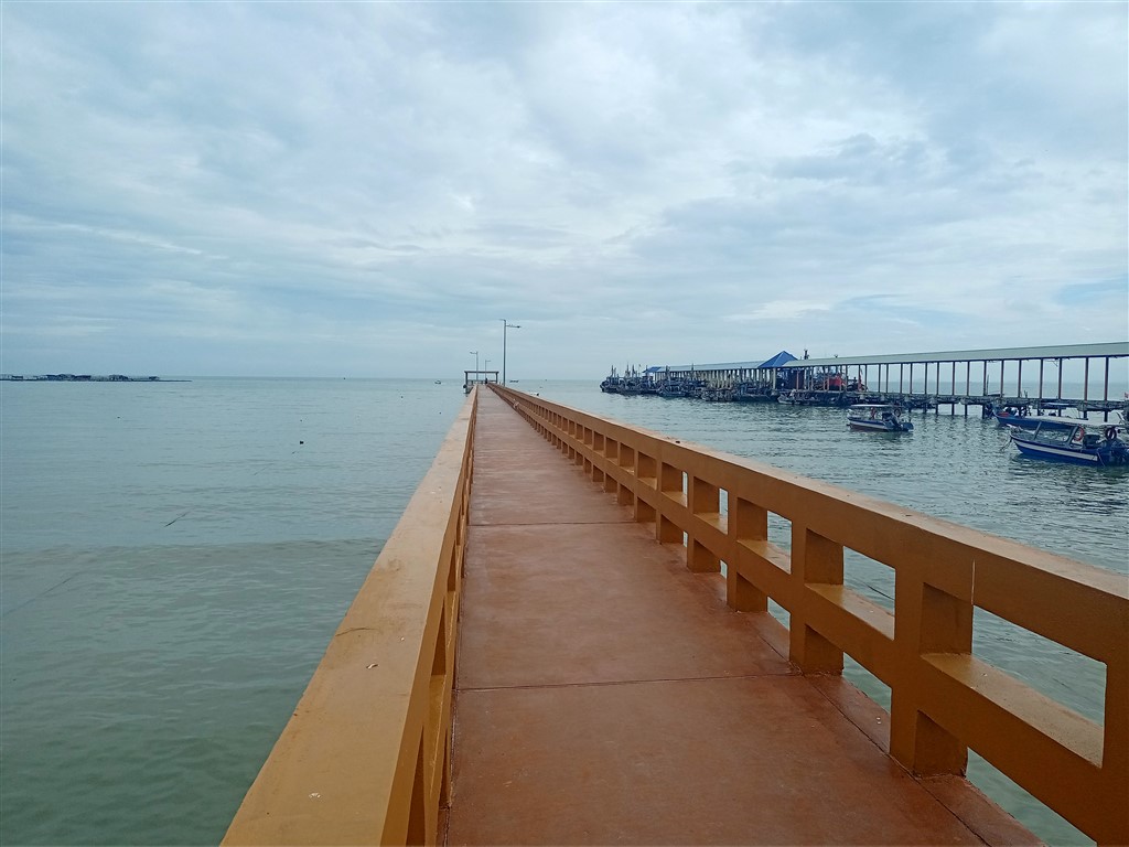 Пинанг 18 декабря 2025 Pejabat Taman Negara пирс 1