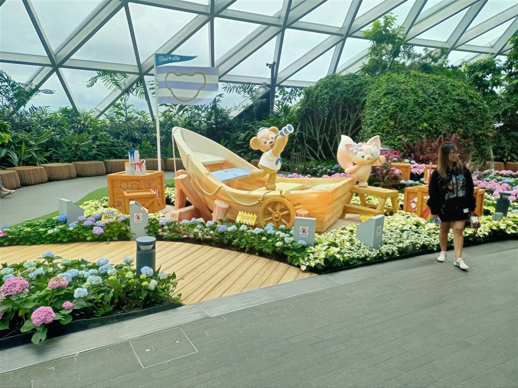 Сингапур 17 декабря 2025 Changi 24