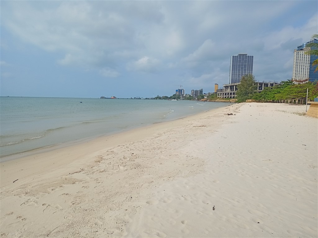 Пляж Hawaii Lounge 2 Сиануквиль - 01 марта 2025